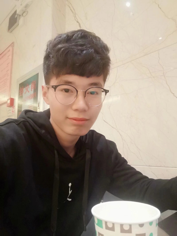 小张的第一张照片--襄阳相亲服务中心