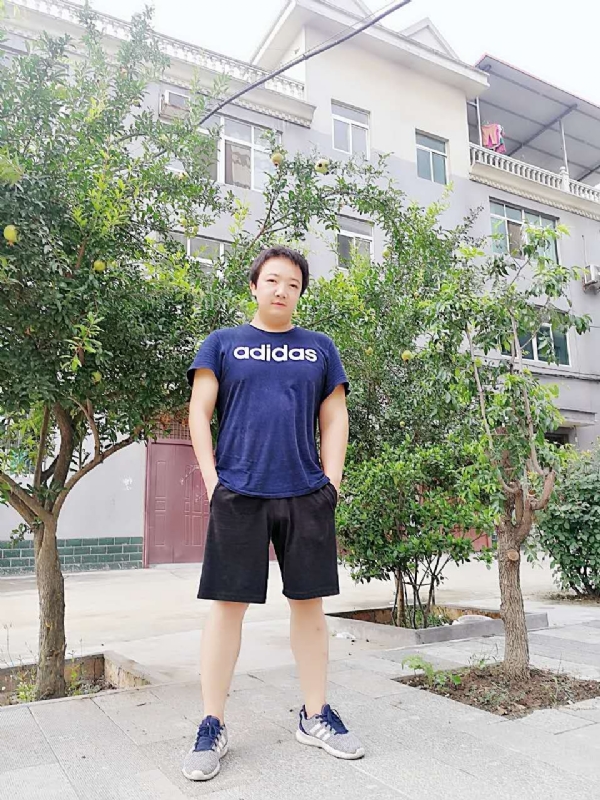 小宇的第一张照片--襄阳相亲服务中心