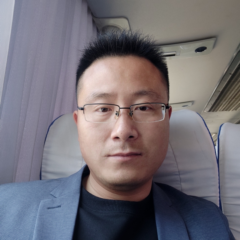 桑业挺的第一张照片--襄阳相亲服务中心