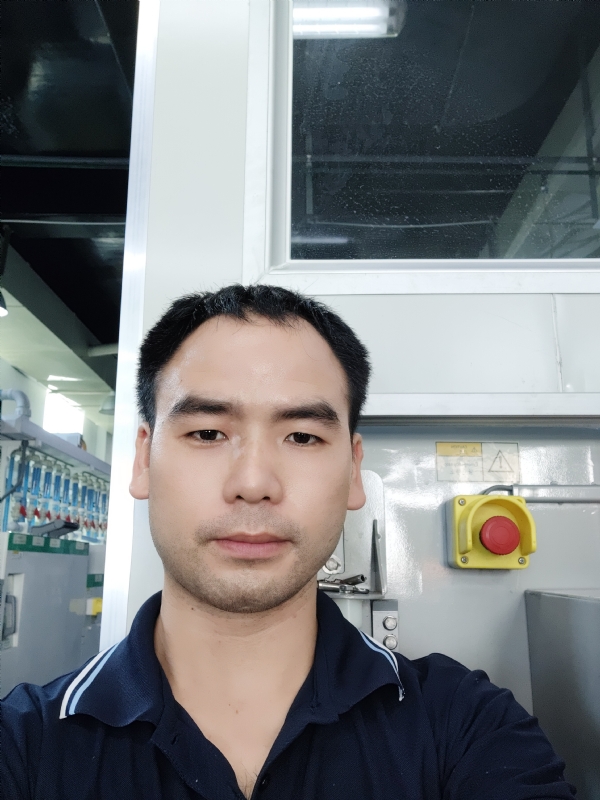 黄伟的第一张照片--襄阳相亲服务中心