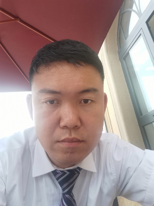 小龙哥的第一张照片--襄阳相亲服务中心