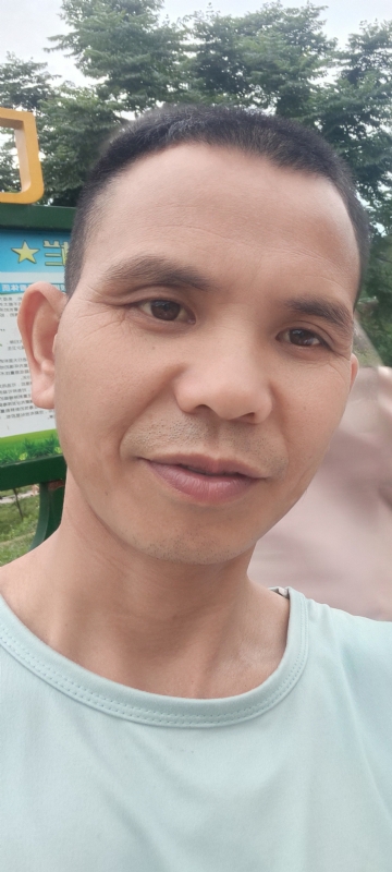 找个相爱的人结婚的第一张照片--襄阳相亲服务中心