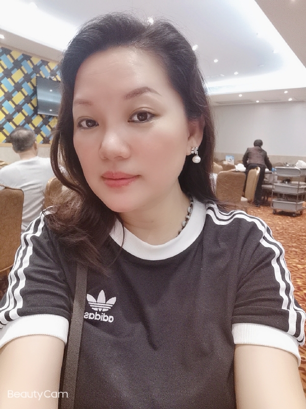 Amy的第一张照片--襄阳相亲服务中心