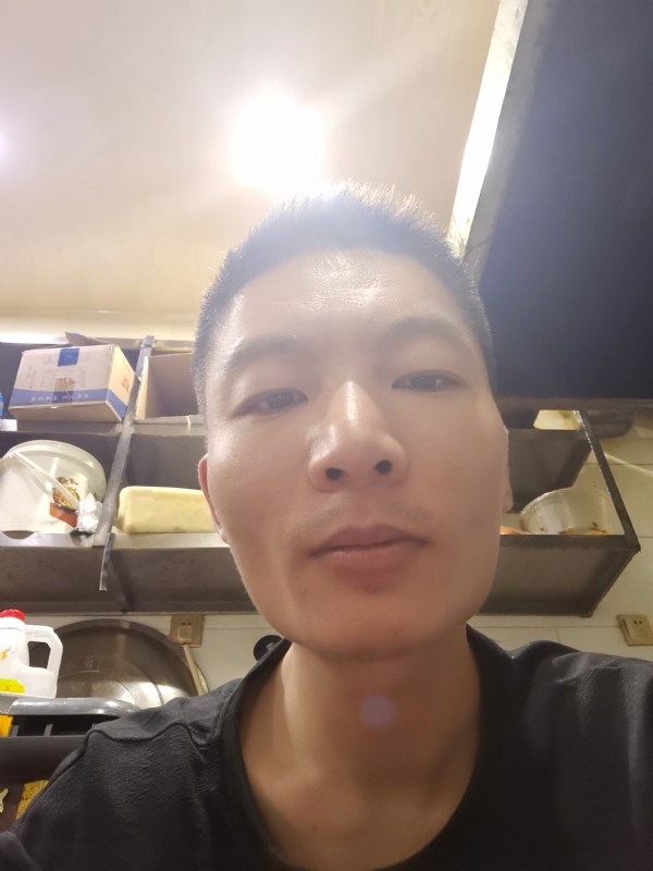 邹先生的第一张照片--襄阳相亲服务中心
