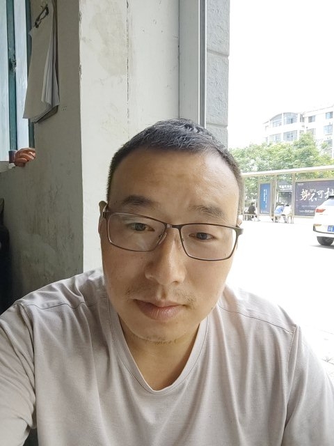 转身的距离的第一张照片--襄阳相亲服务中心