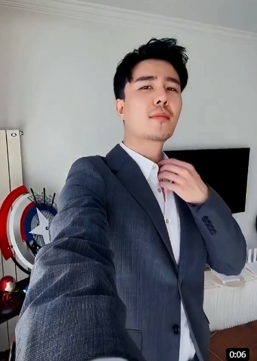 孤獨一郎的第一张照片--襄阳相亲服务中心