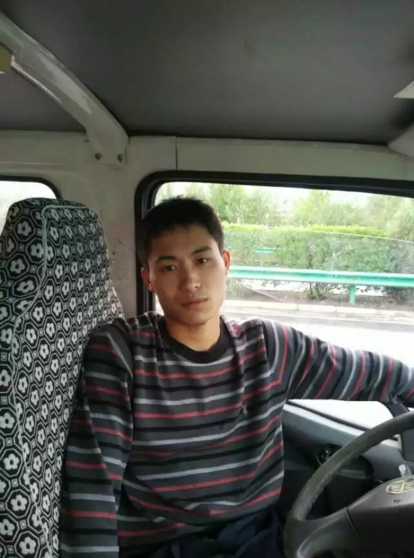 桦树林的第一张照片--襄阳相亲服务中心