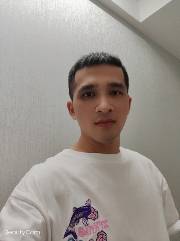 开心每一天的第一张照片--襄阳相亲服务中心