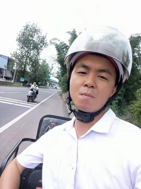 紧张死了的第一张照片--襄阳相亲服务中心