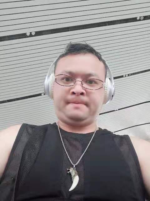 醉叶孤城的第一张照片--襄阳相亲服务中心