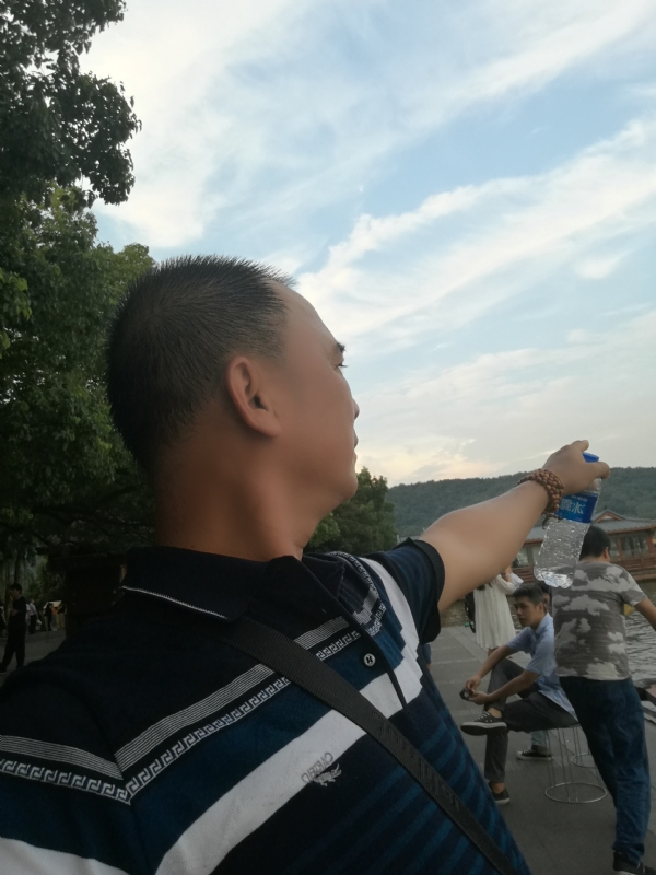 木子五的第四张照片--襄阳相亲服务中心