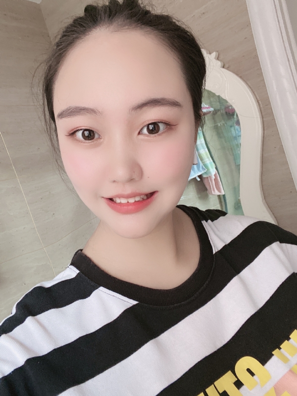 灵儿的第二张照片--襄阳相亲服务中心