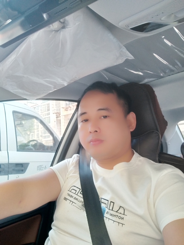 有你就好的第三张照片--襄阳相亲服务中心