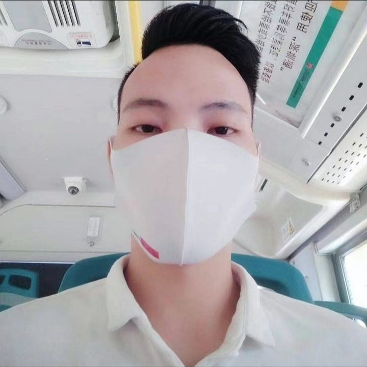 摆渡者的第一张照片--襄阳相亲服务中心