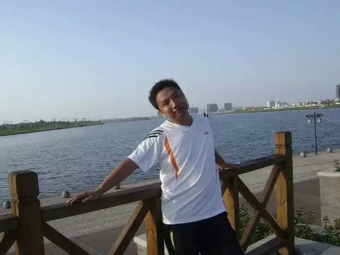 才乡痴情的第二张照片--襄阳相亲服务中心