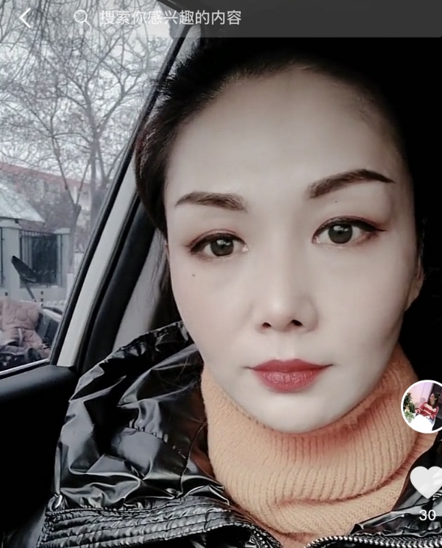 蔷薇的第一张照片--襄阳相亲服务中心