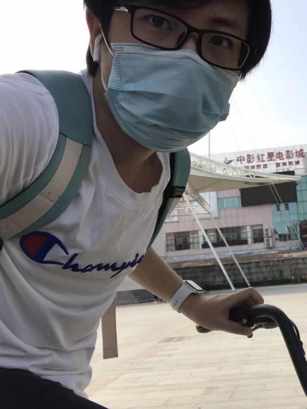 丁先生的第二张照片--襄阳相亲服务中心