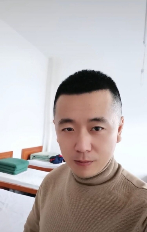 随风的第二张照片--襄阳相亲服务中心