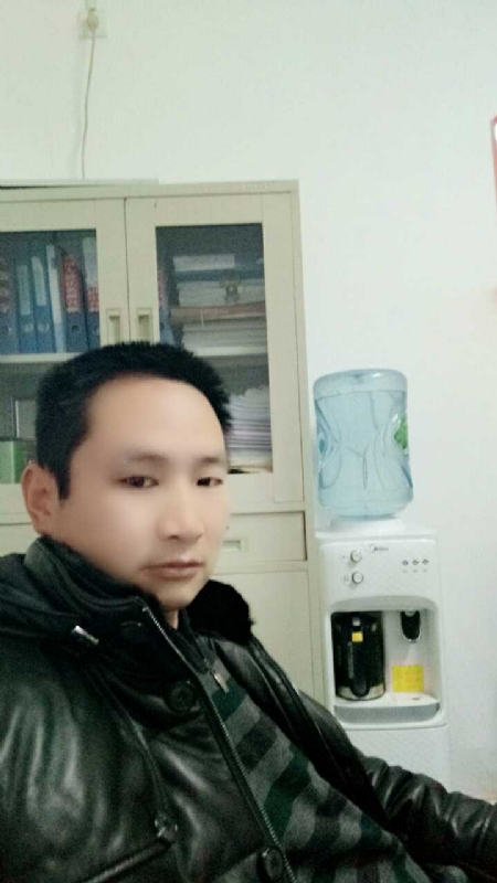 蓝色棒棒糖的第一张照片--襄阳相亲服务中心