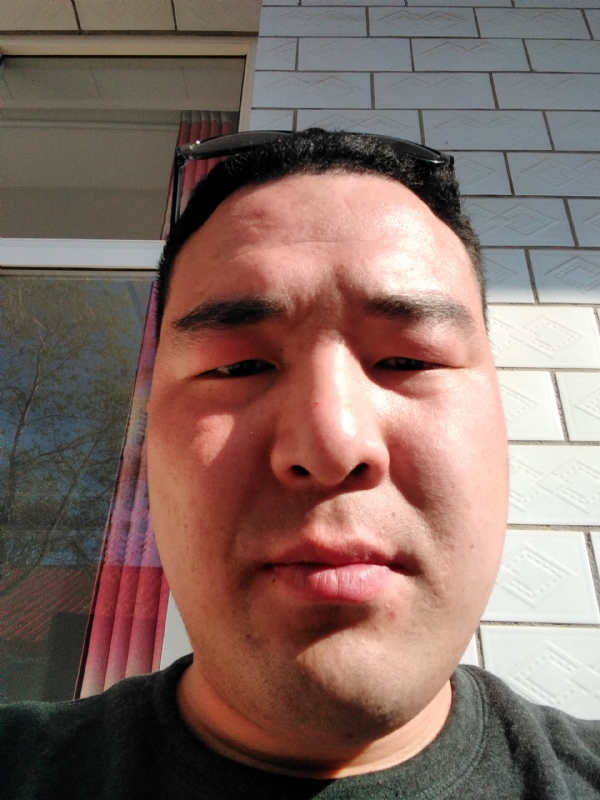 一羽垂天的第三张照片--襄阳相亲服务中心