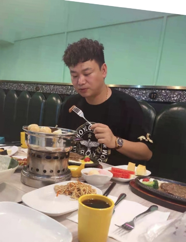 杰的第二张照片--襄阳相亲服务中心