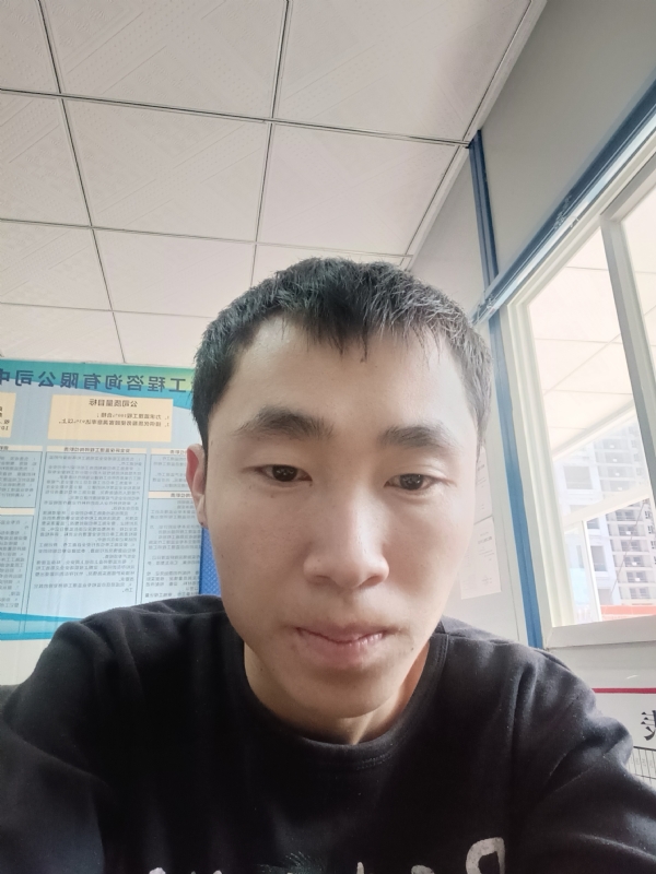 小哥哥的第一张照片--襄阳相亲服务中心