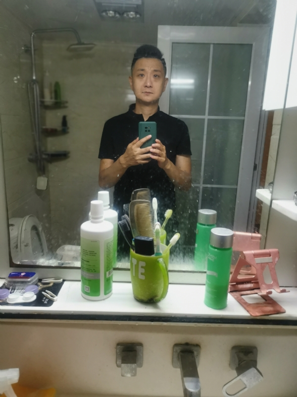 龙少的第一张照片--襄阳相亲服务中心
