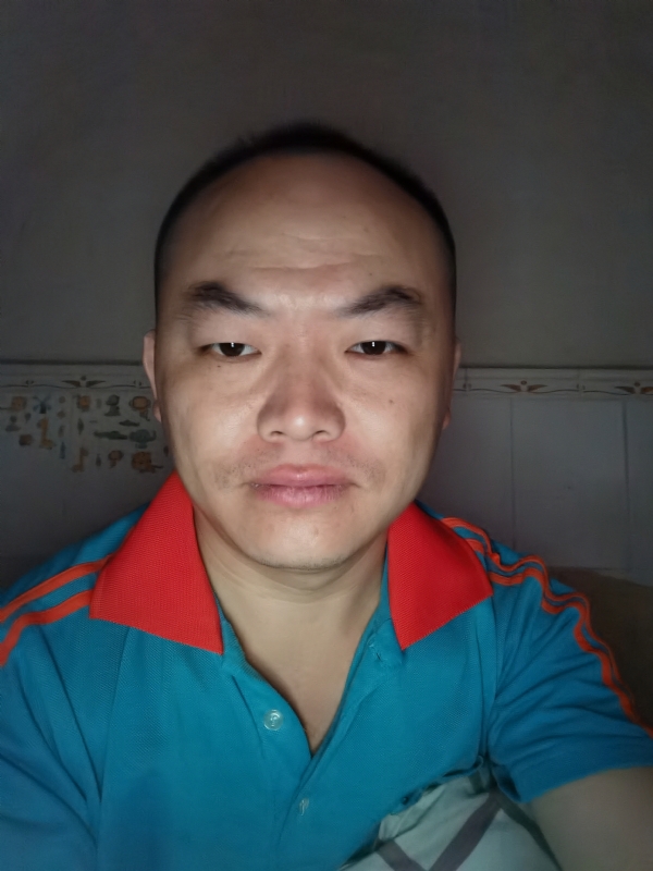与子携老的第三张照片--襄阳相亲服务中心