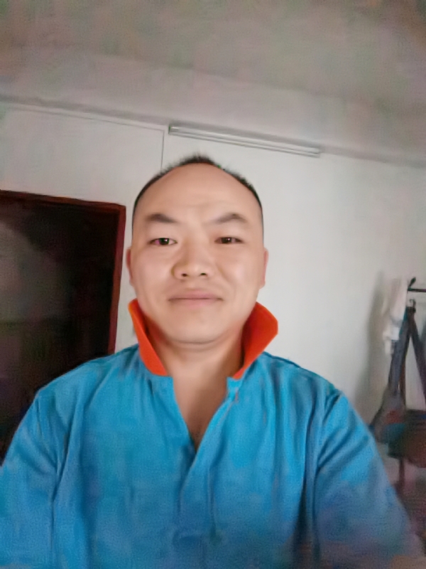 与子携老的第四张照片--襄阳相亲服务中心