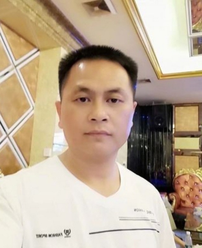 小梁的第一张照片--襄阳相亲服务中心