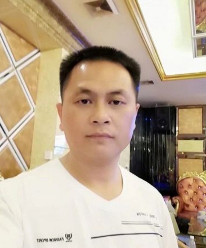 小梁的第二张照片--襄阳相亲服务中心