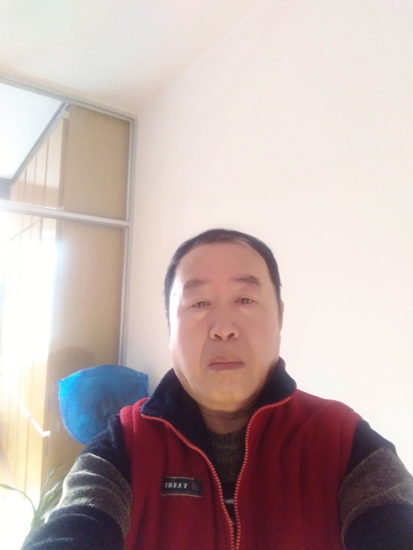 快乐的第一张照片--襄阳相亲服务中心