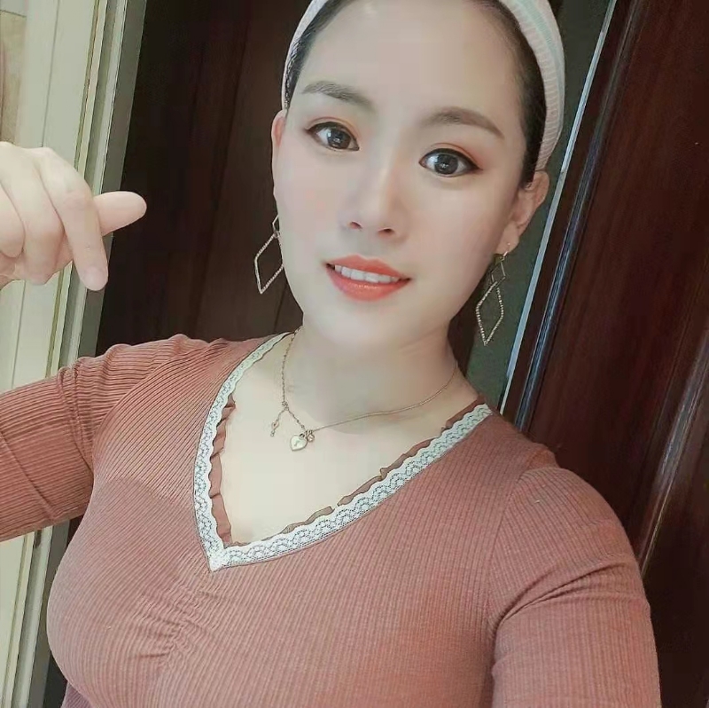 蜜&糖的第一张照片--襄阳相亲服务中心
