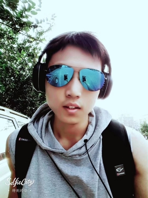 失意的人的第一张照片--襄阳相亲服务中心