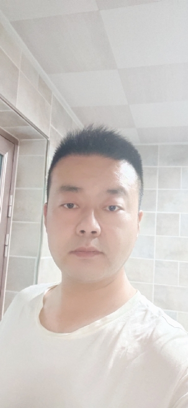 yangyongpingaoi的第一张照片--襄阳相亲服务中心
