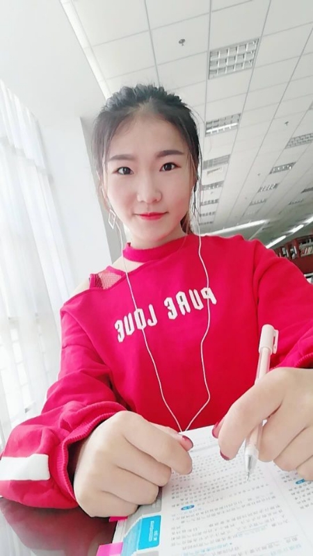 Smile的第二张照片--襄阳相亲服务中心