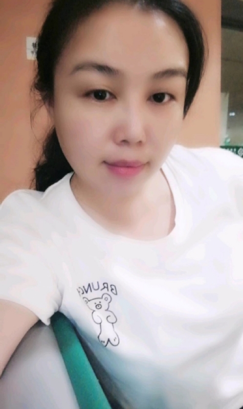 淡淡的云的第四张照片--襄阳相亲服务中心