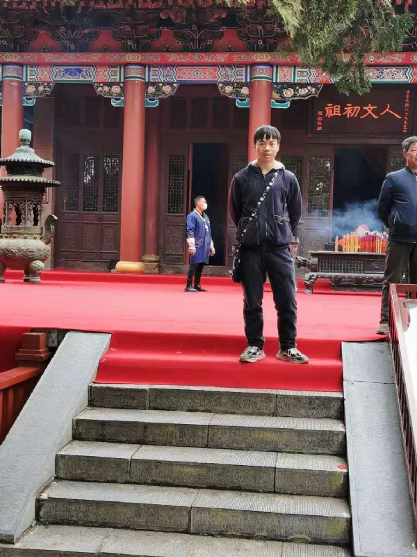 单身的小草的第三张照片--襄阳相亲服务中心