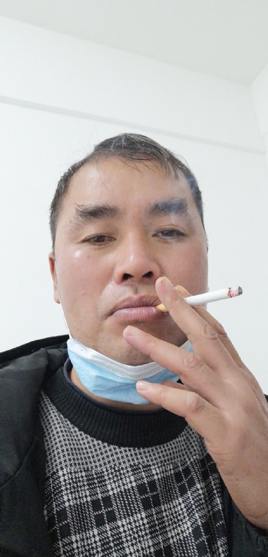 龙心的第一张照片--襄阳相亲服务中心