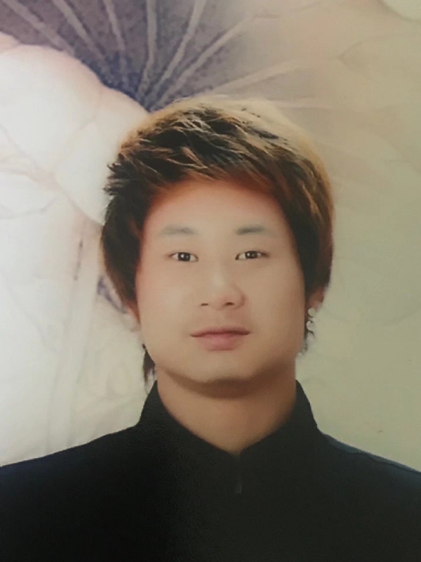 咮辛的第一张照片--襄阳相亲服务中心