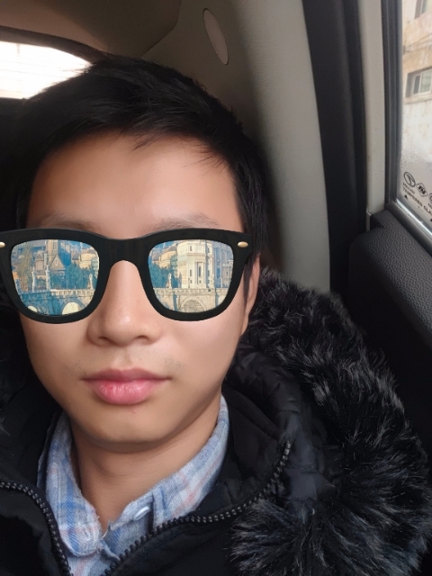 请问揉揉头的第一张照片--襄阳相亲服务中心