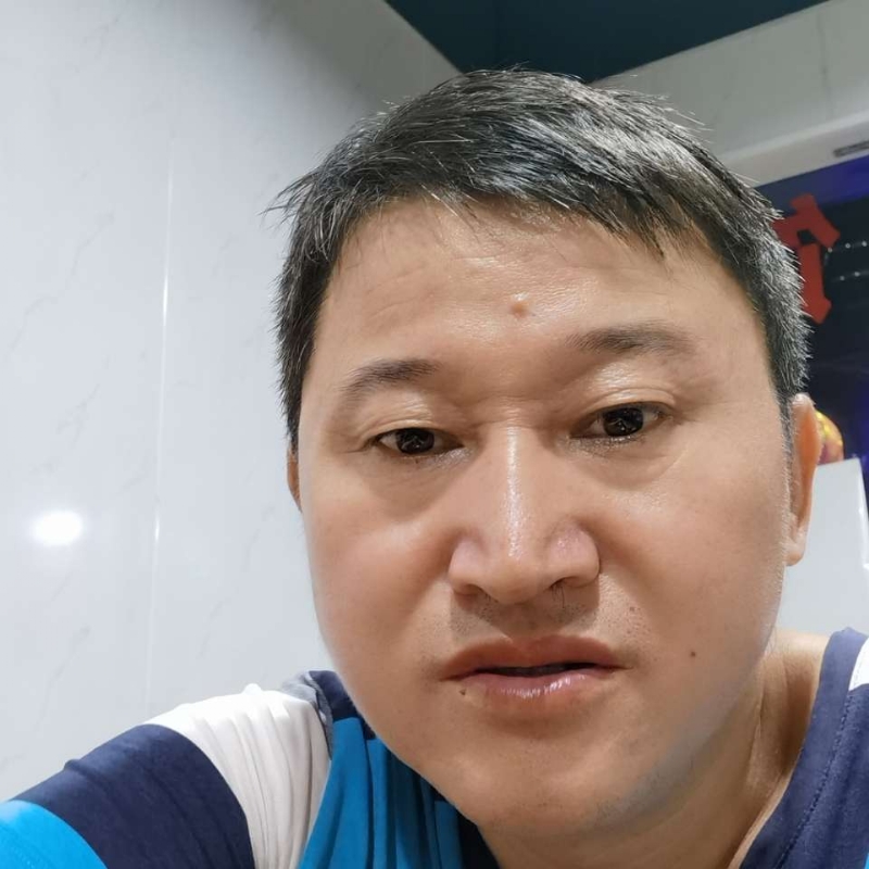 宏宏的第一张照片--襄阳相亲服务中心