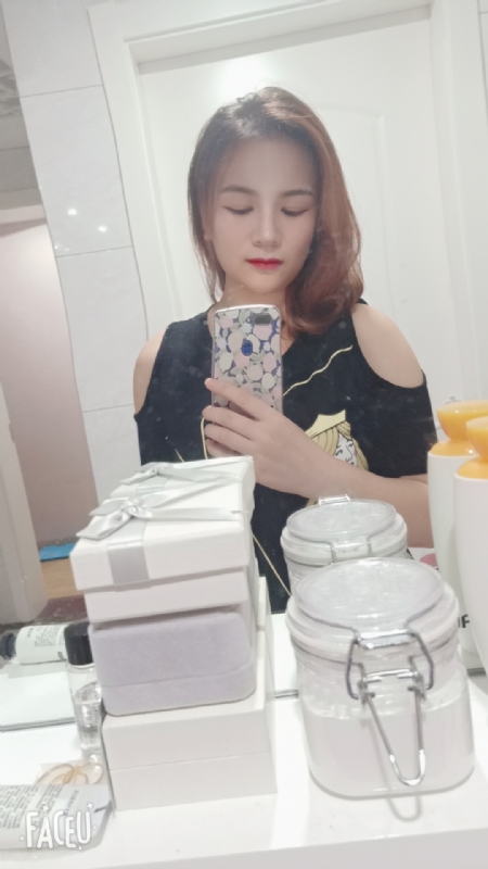 刘莲酥的第四张照片--襄阳相亲服务中心