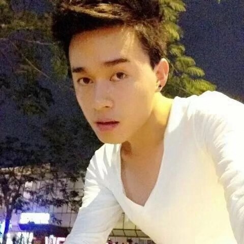 爱与不爱的第一张照片--襄阳相亲服务中心