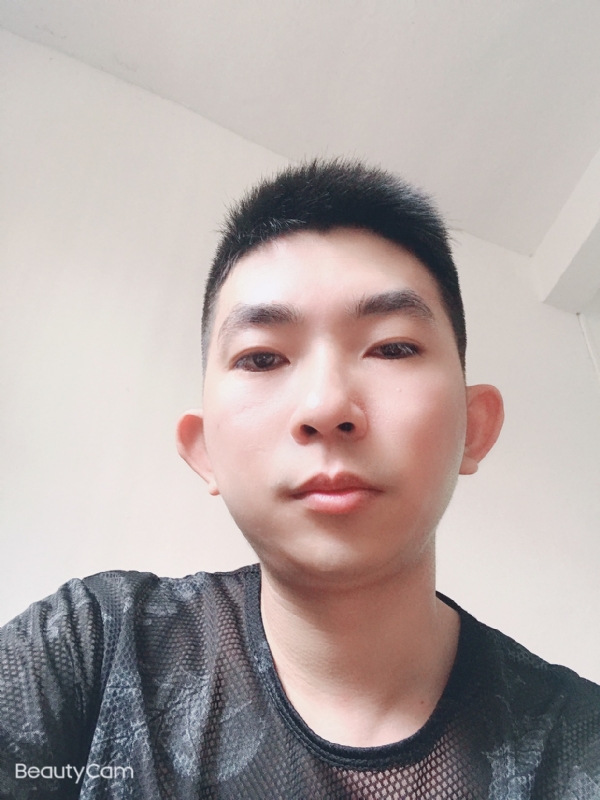 诚恳的第一张照片--襄阳相亲服务中心