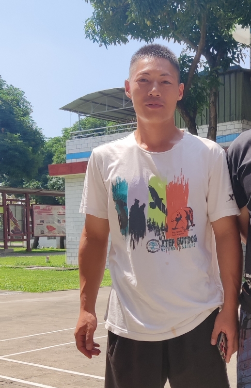 孤鹰的第一张照片--襄阳相亲服务中心