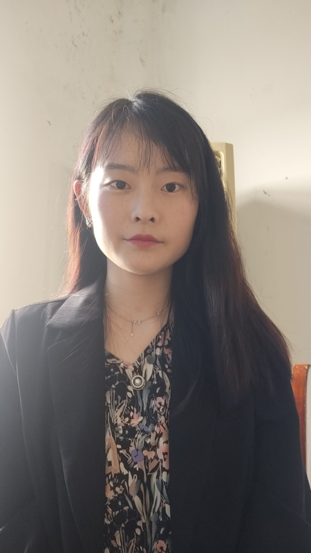 啾啾儿的第一张照片--襄阳相亲服务中心