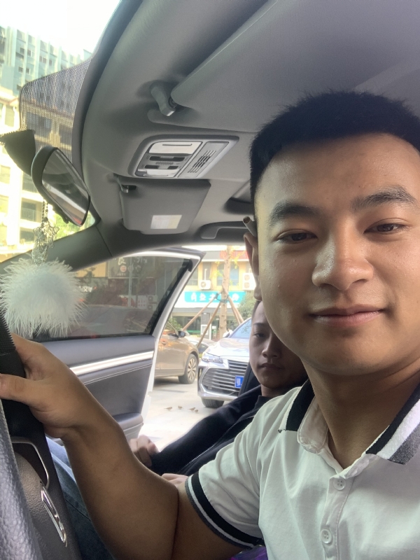古有风琴的第三张照片--襄阳相亲服务中心