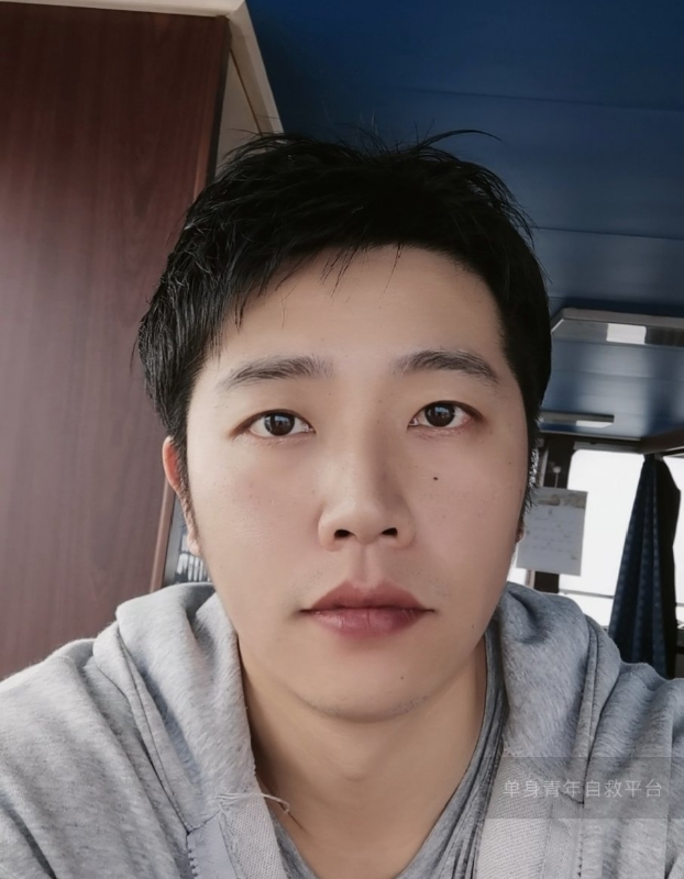 不太帅的男人的第一张照片--襄阳相亲服务中心