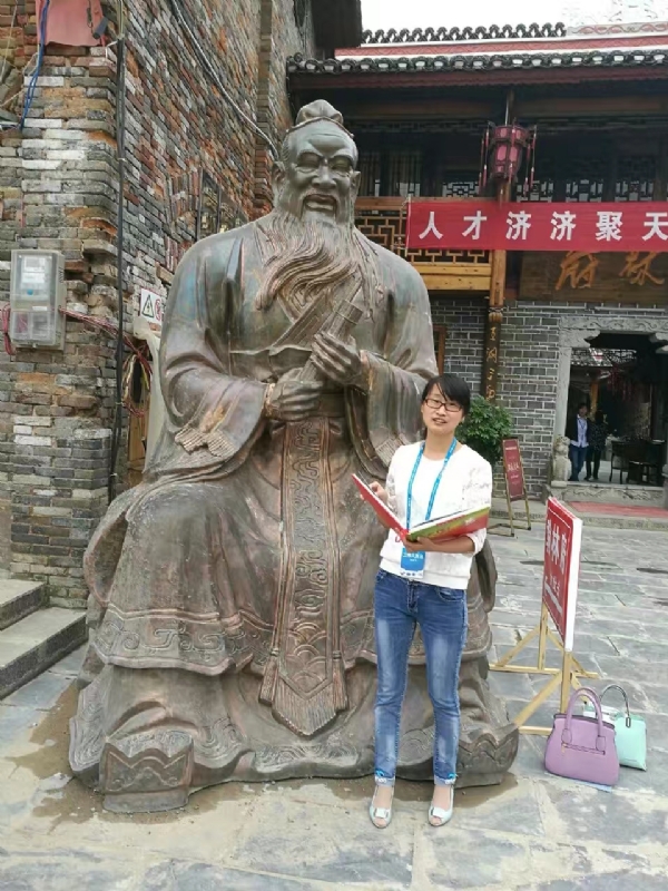 过眼云烟的第一张照片--襄阳相亲服务中心